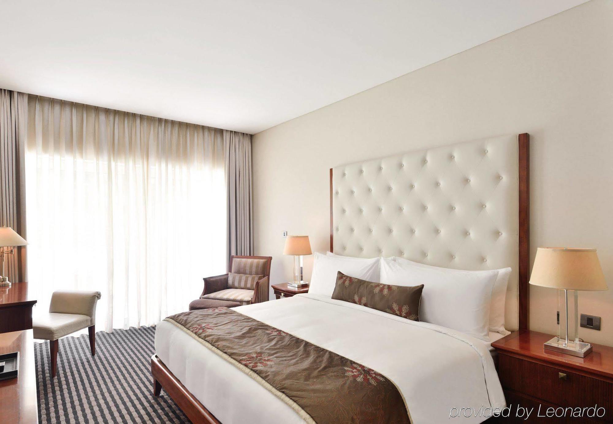 Marriott Suites Пюн Екстериор снимка